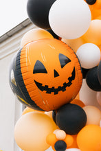 Load image into Gallery viewer, FB434 Scary Pumpkins