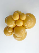 Load image into Gallery viewer, 24024 Tuftex Mustard 24&quot; Round (25ct)
