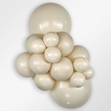 Load image into Gallery viewer, 395166 Pastel Dusk Cream 18&quot; Round (25ct)
