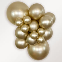 Load image into Gallery viewer, 415079 Silk Gold Dust 18&quot; Round (25ct)
