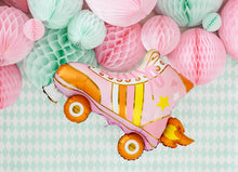 Load image into Gallery viewer, FB111 Roller Skate

