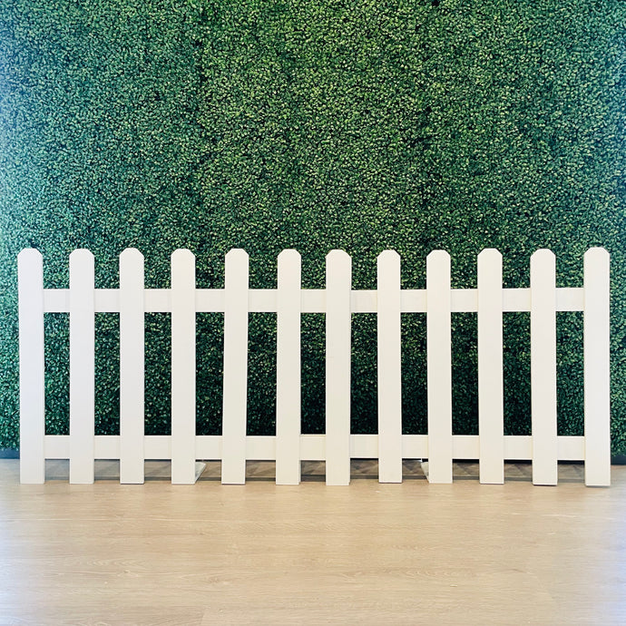 Set of 2 White Picket Fence Cutouts Rental