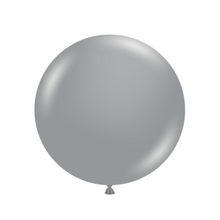 Load image into Gallery viewer, 17032 Tuftex Metallic Silver 17&quot; Round (50ct)
